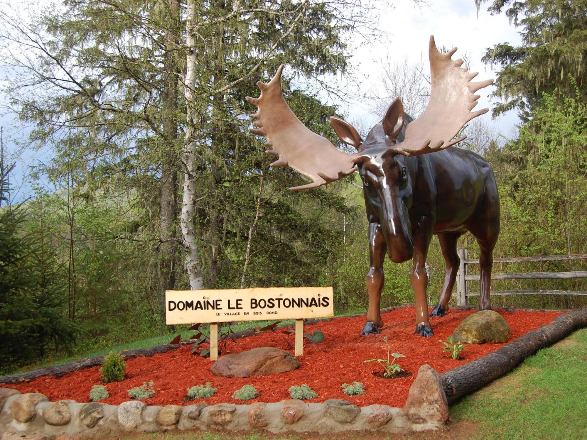 Domaine Le Bostonnais - Le Village En Bois Rond Ла-Тюк Экстерьер фото